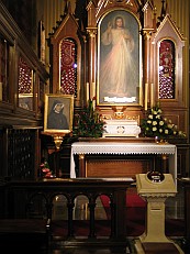 Łaskami słynący obraz Jezusa Miłosiernego w klasztorze w Łagiewnikach